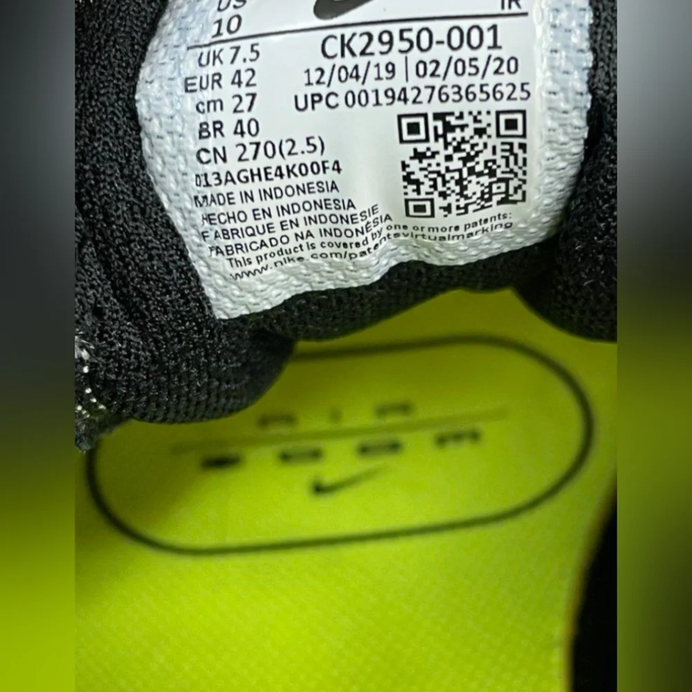 Nike WMNS Air Zoom Division Black Flash Crimson Sneakers Size 10 NWOT MSRP $100 - Picture 10 of 11